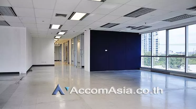  1  Office Space For Rent in Ploenchit ,Bangkok MRT Lumphini at Kian Gwan 3 AA15850